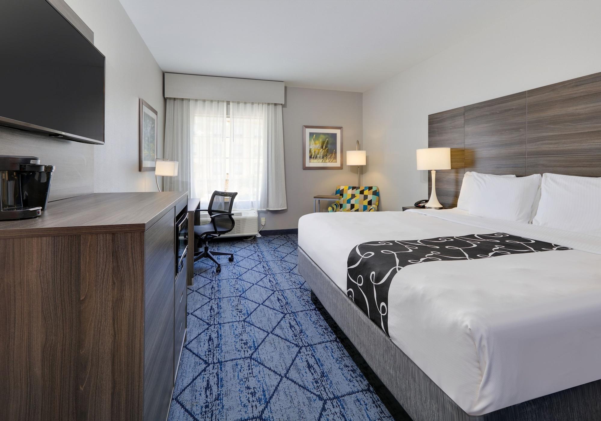 La Quinta By Wyndham Denton - University Drive Exterior foto